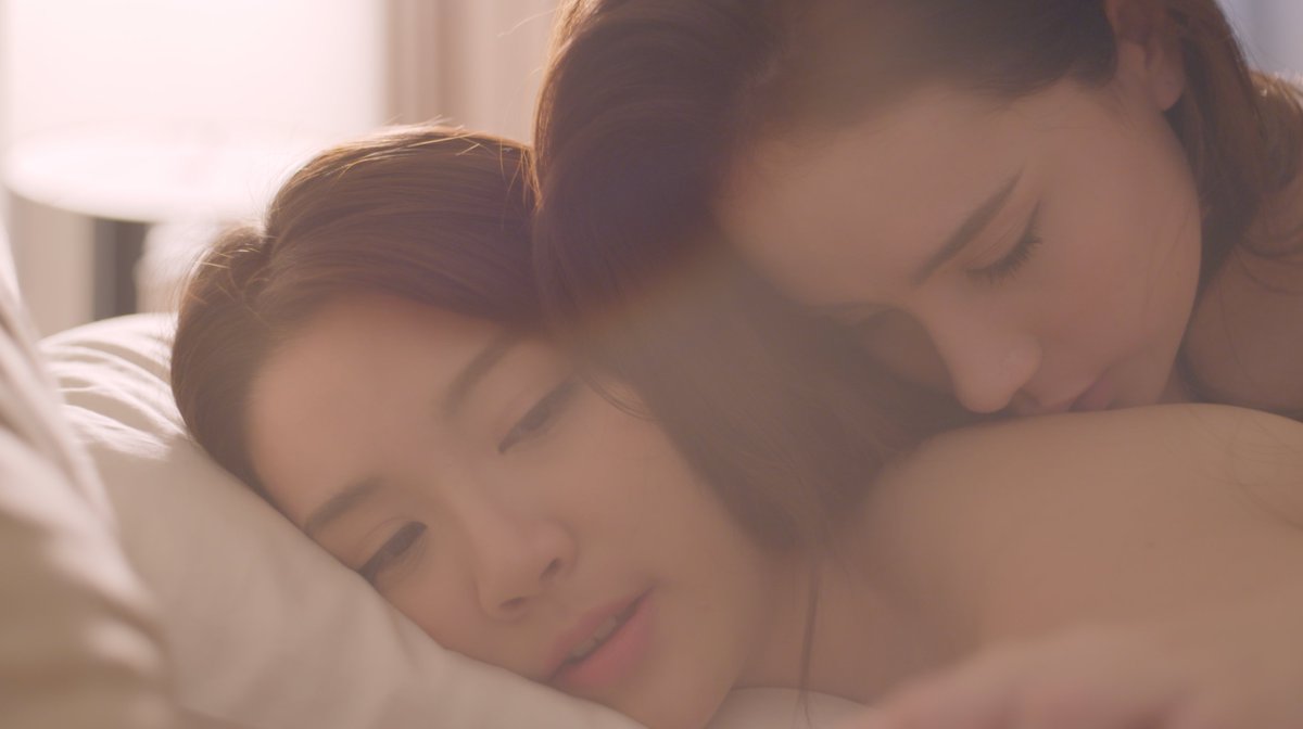 PoisonousLoveGL's tweet image. Kiss Scene สุดละมุน

WHAT IS WRONG WITH ME
#พิษรักEP4