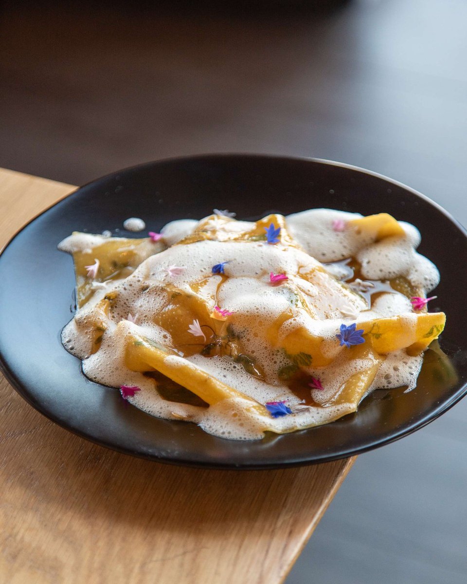 71Above's tweet image. Handkerchief Pasta | First Course
Delicate hand-rolled pasta, laminated with fresh herbs and draped over braised chicken thighs, maitake mushrooms, and a silky celery root purée.
#71Above #DTLA #FineDining #Michelin #AOD
