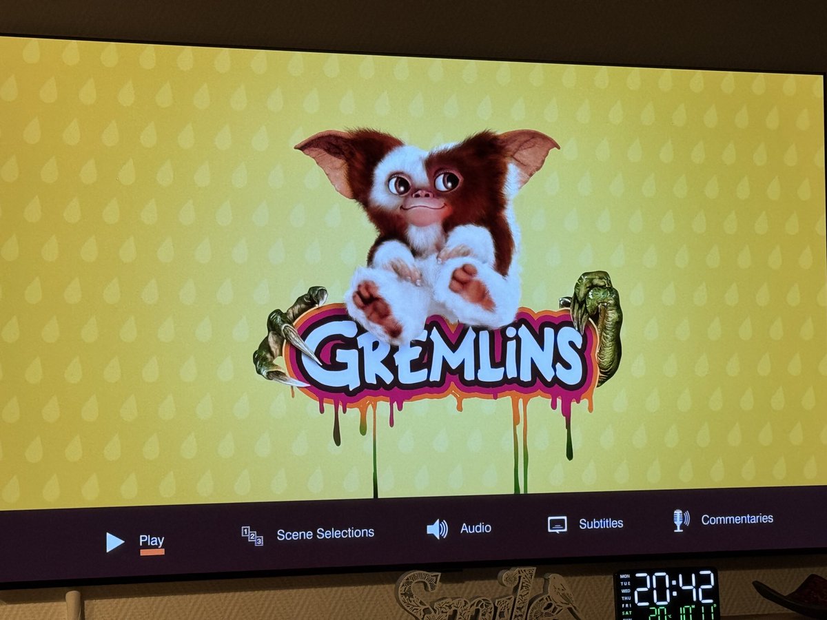 Watching Gremlins in UHD and HDR on Blu-ray. Excellent quality. 👌