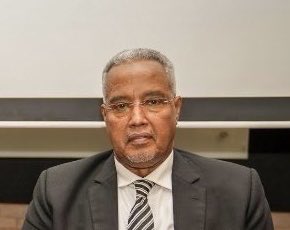 dervishconan's tweet image. The look on his face says it all…..he knows he's let down his country and its people. It's as if he's thinking, "What have I done?"shame on you.
