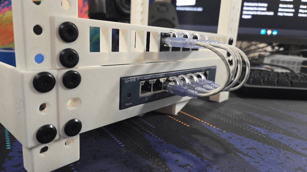 davidnburgess's tweet image. Started working on a 3D printing project this week. It&apos;s coming along nicely. More parts printing in black right now!

#3dprinting #homelab