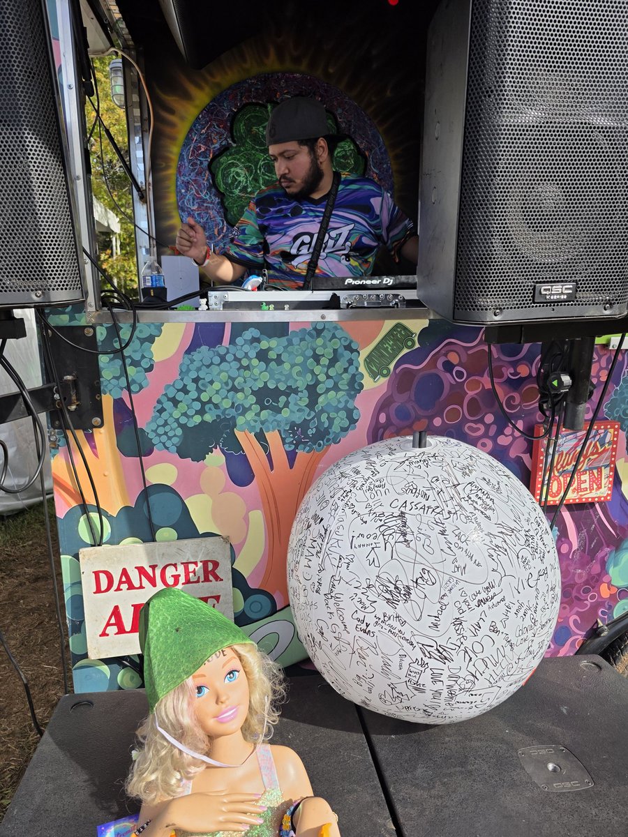 <a href="/Pash_Pete/">Pash Pete</a> throwing down at <a href="/sevenstarsfest/">Sevenstarsfest</a> 🔥❤️