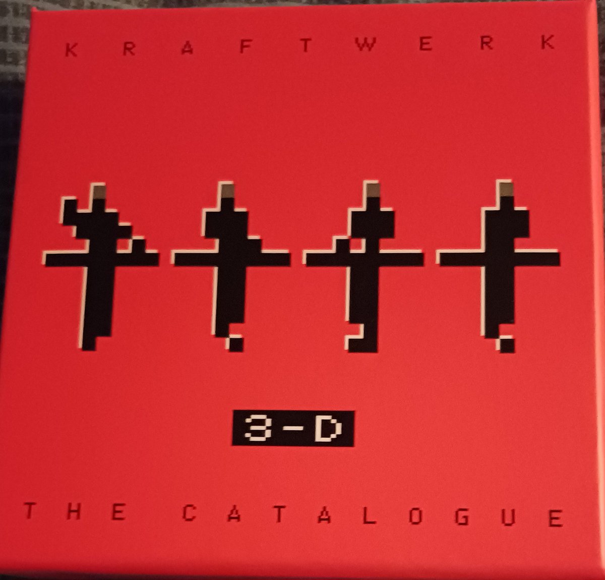 mincodies's tweet image. #soundsofthe80s Bought the karftwerk box set . Only to find it is the German version. 🤣 #DasModel
