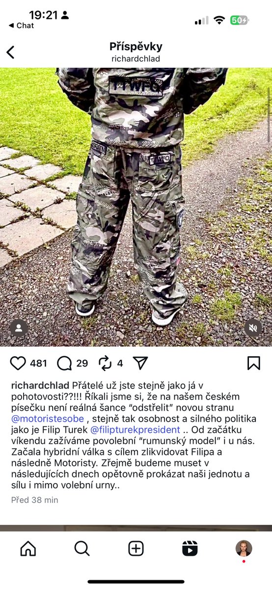 zdislavapokorna's tweet image. 1/ Možná bude potřeba vyrazit do ulic, hrozil mecenáš Motoristů Chlad v příspěvku s pažbou zbraně

denikn.cz/1865255/mozna-…