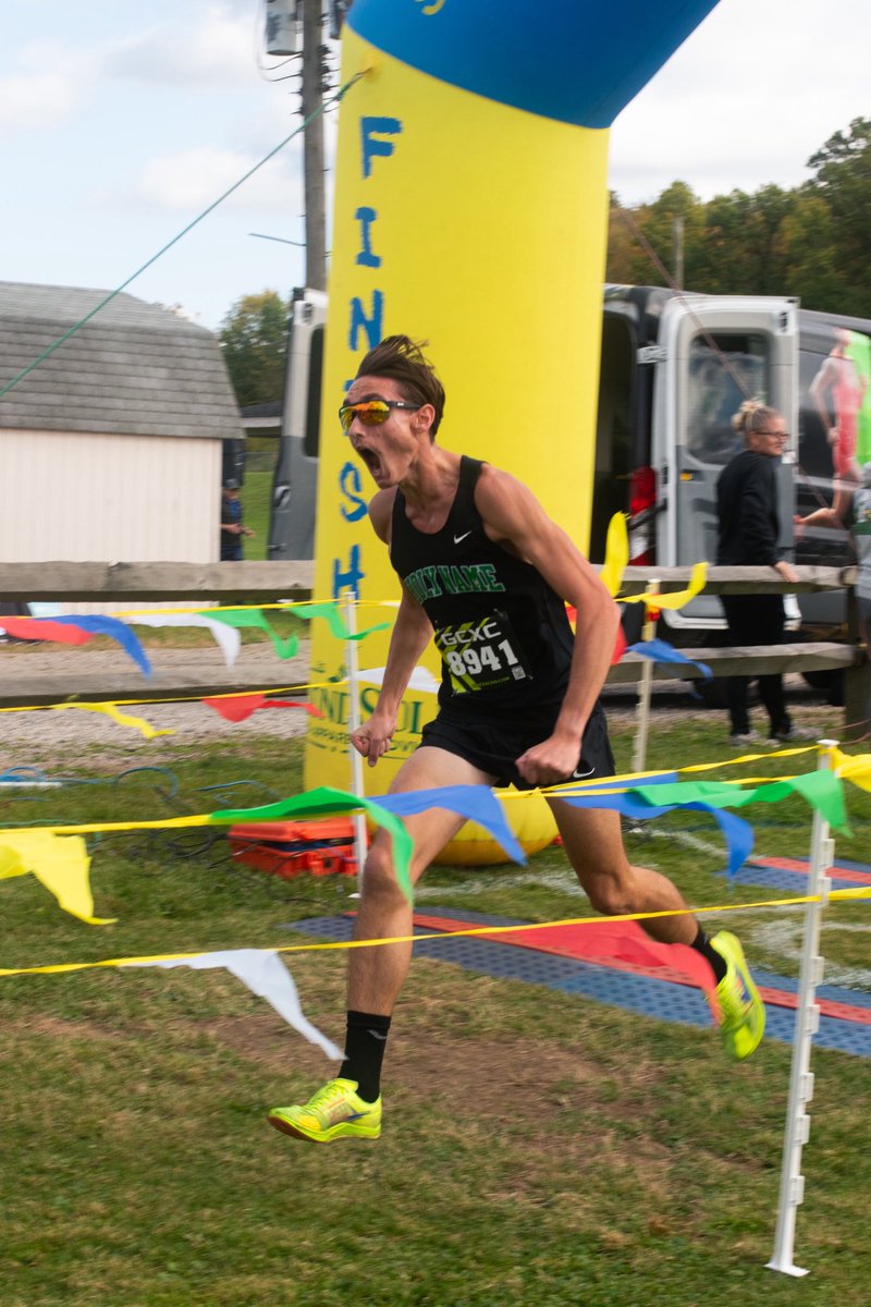 HN XC and Track tweet media