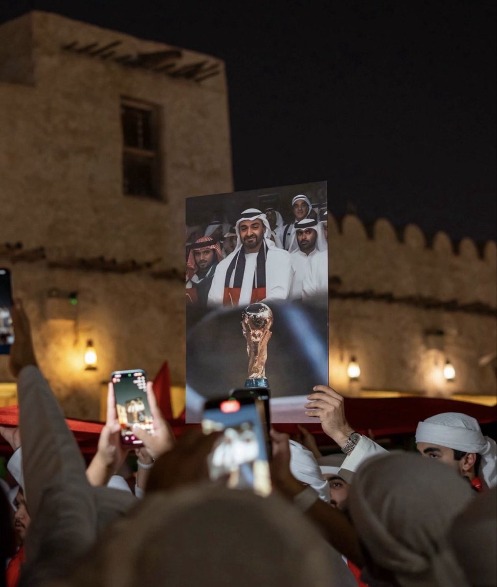 riyadh_2001's tweet image. #الامارات الف مبروك 🇦🇪