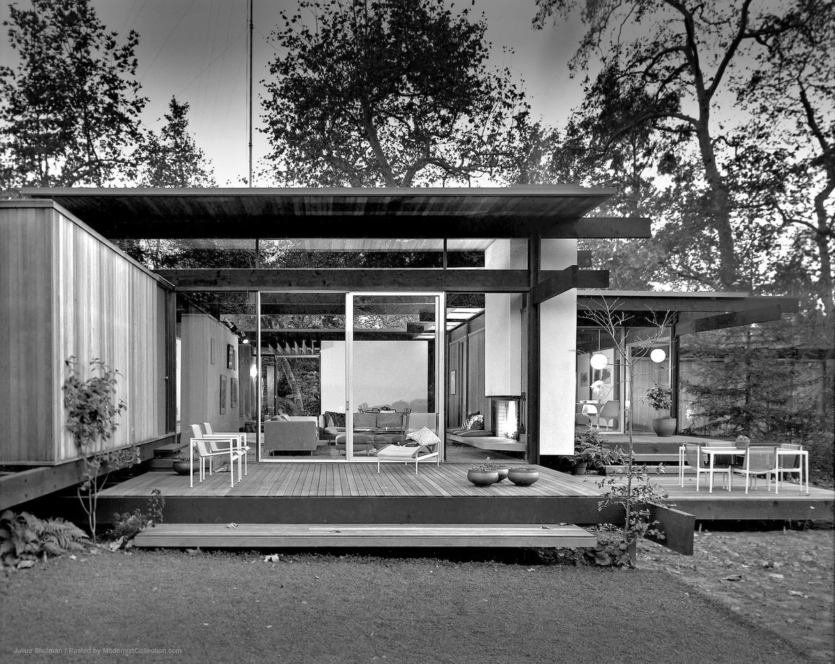 TRES60Blog's tweet image. Casa Pregerson proyectada en 1971 por el arquitecto Ray Kappe en Los Ángeles.
Foto: Julius Shulman, 1976. Restauración digital por The Modernist Collection.
#PregersonHouse #RayKappe #midmodernhouse #JuliusShulman