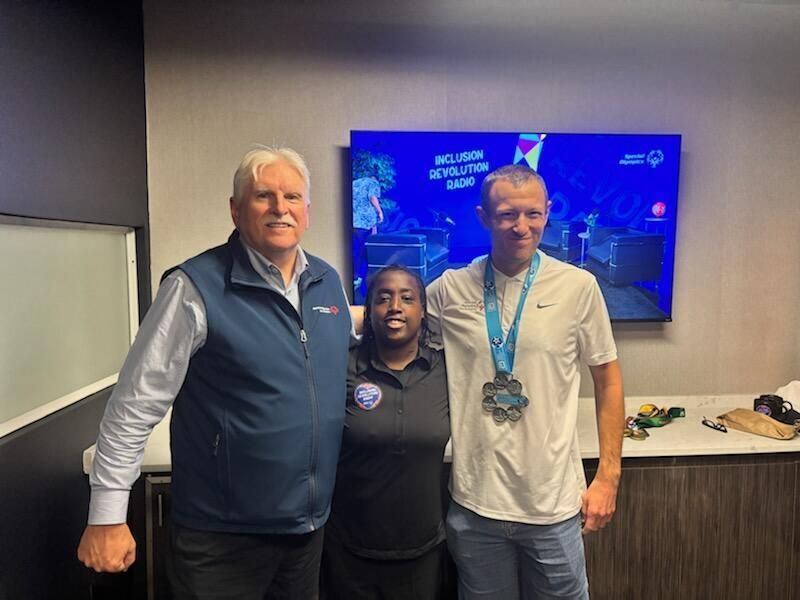 SONewHampshire's tweet photo. Earlier this week, Thomas Cantara joined former SONH Board Member Mark Duggan in Washington, D.C. to record an episode of Inclusion Revolution Radio 🎙️.
He shared his journey of completing all six World Marathon Majors 🏃🌍 + the impact of @SpecialOlympics. 🙌
#SONH https://t.co/GV6QI6WLqC