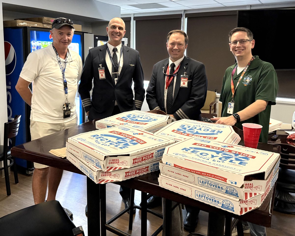 AlliedPilots's tweet photo. As the government shutdown continues, so do the pizza deliveries. On Friday, MIA Domicile Vice Chair FO Jamie Funderburk and CA TC Armstrong brought several boxes to air traffic controllers at TPA. They are pictured with @NATCA members Chris “Coach” Walsh and Matthew Chapman. https://t.co/XX9PJ1FMiM