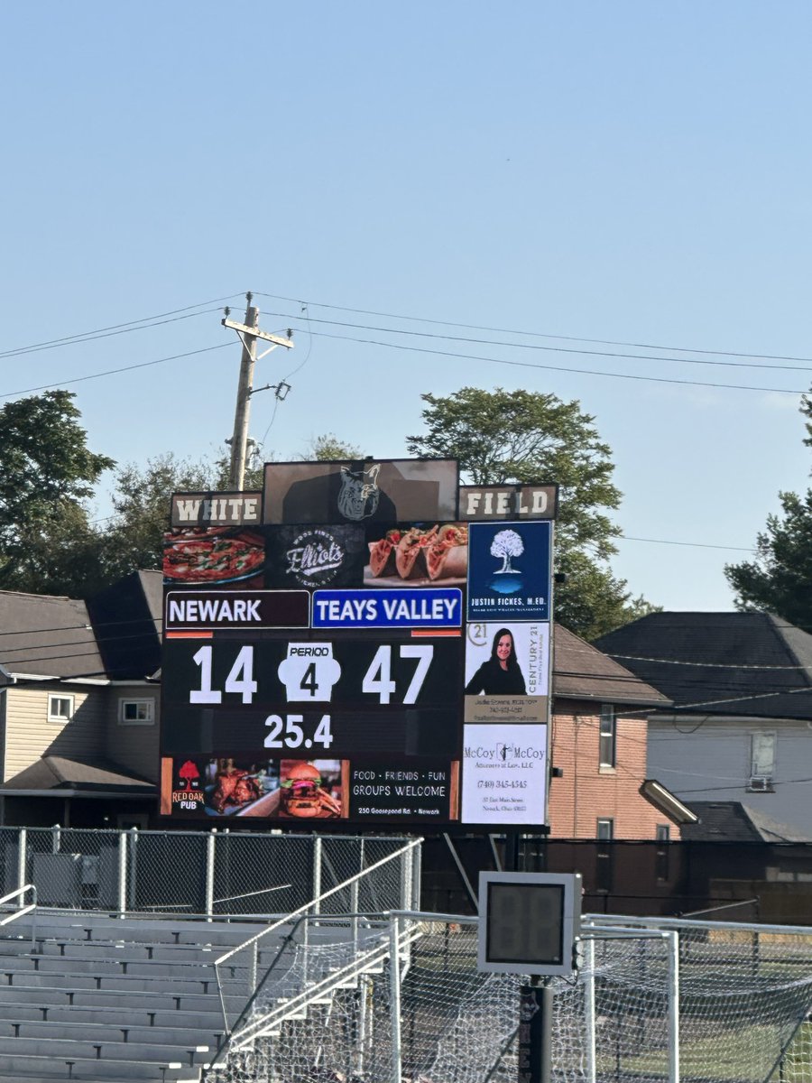 JV VIKINGS TAKE THE WIN! 💥 Great job today against Newark — way to go, team💙💛