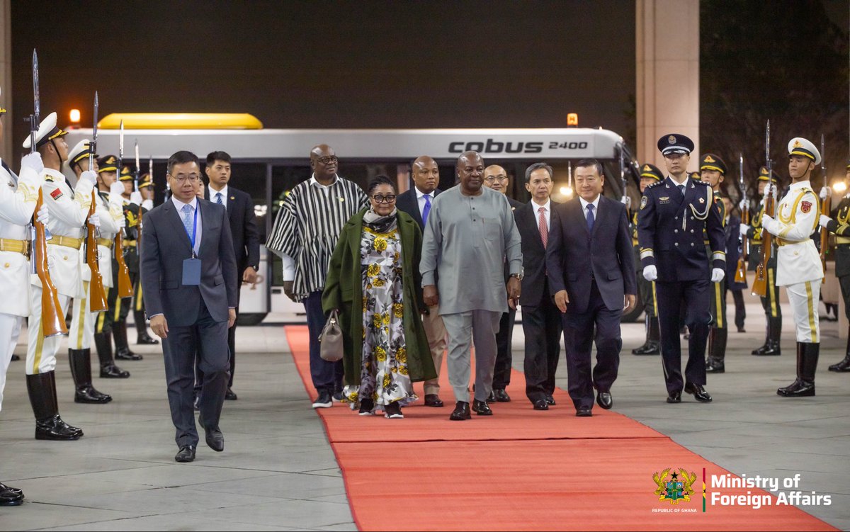 S_OkudzetoAblak's tweet image. President Mahama and First Lady Lordina Mahama arrive in China as they honour a special invitation from Chinese President Xi Jinping. 

Expect Ghana-China relations to grow in leaps and bounds considering the scheduled new significant agreements and high-level engagements lined…