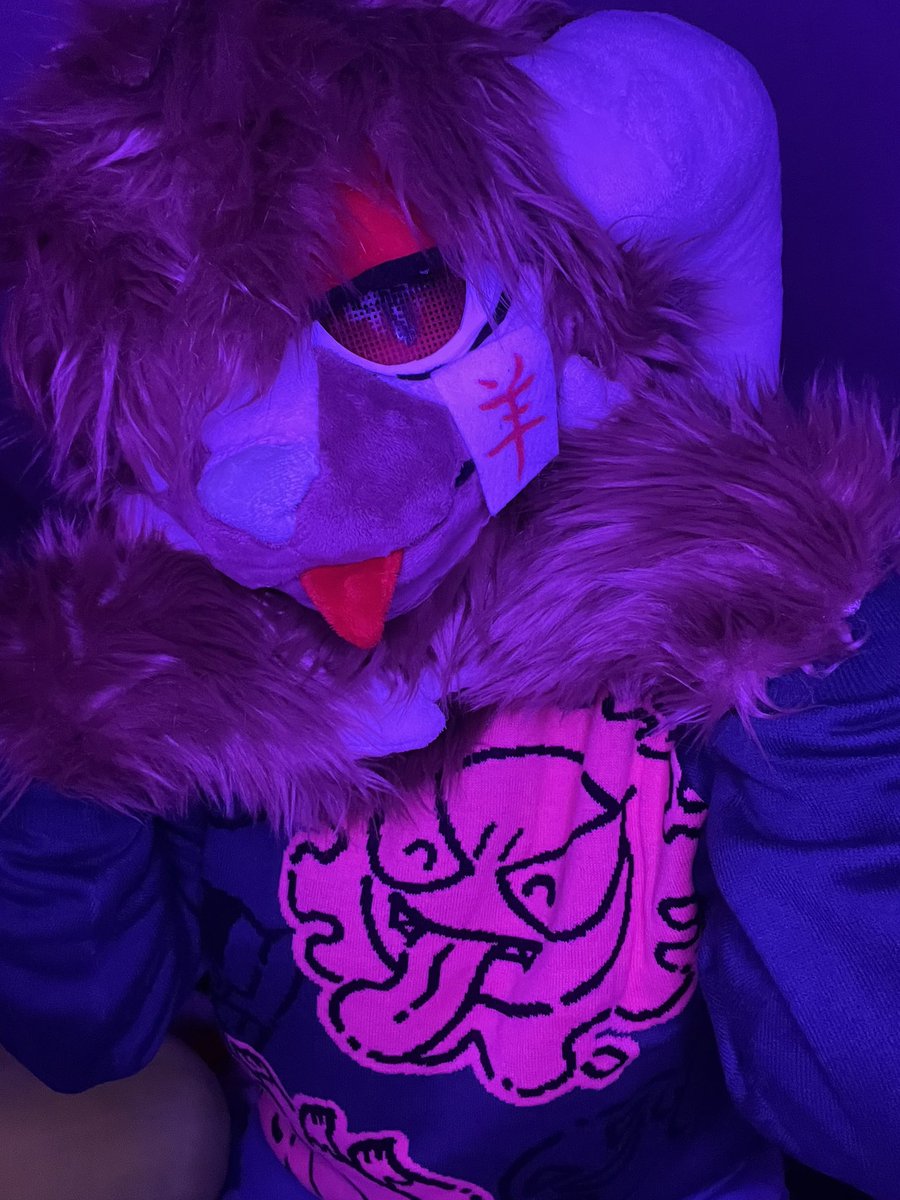 LewdDemonBunny's tweet photo. Spooky time!! https://t.co/QcmwueR5PU