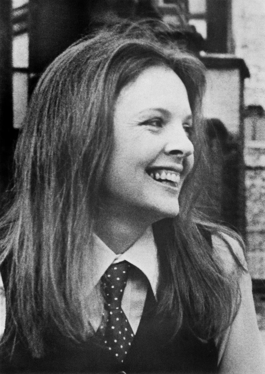 Ciao Diane, che la terra ti sia lieve. 
Rip #DianeKeaton