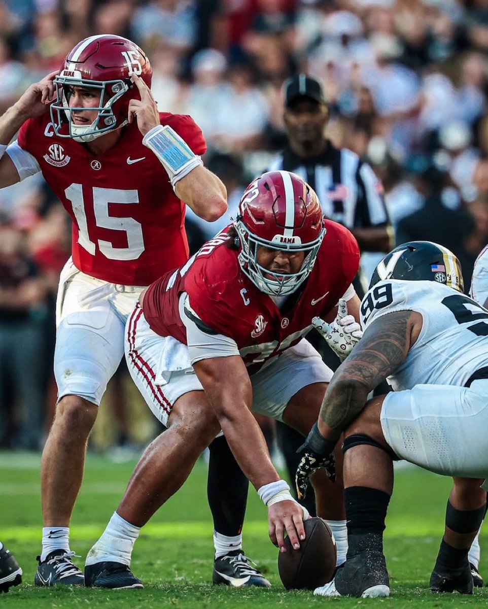 NickyPerkss's tweet image. Alabama QB Ty Simpson vs Missouri:

🐘 23/31
🐘 200 YDS
🐘 3 TDS
🐘 0 INTS

HE15MAN!