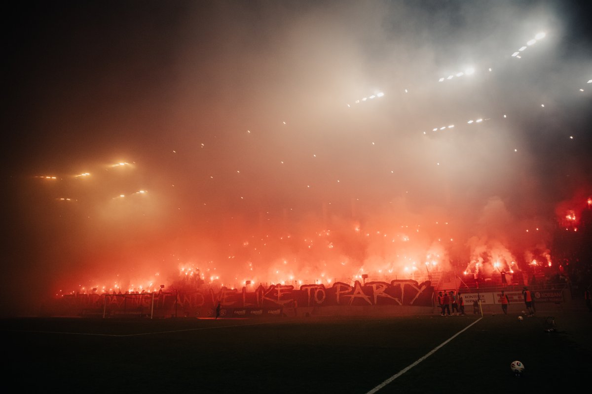 PogonSzczecin's tweet image. Dobranoc! 😍

#POGWIS