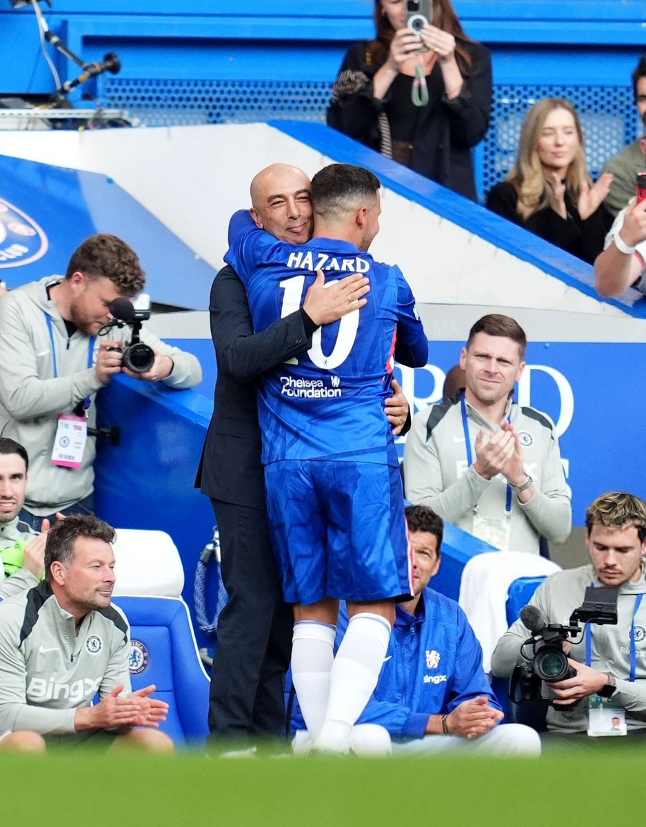 Chelsea Photos tweet media
