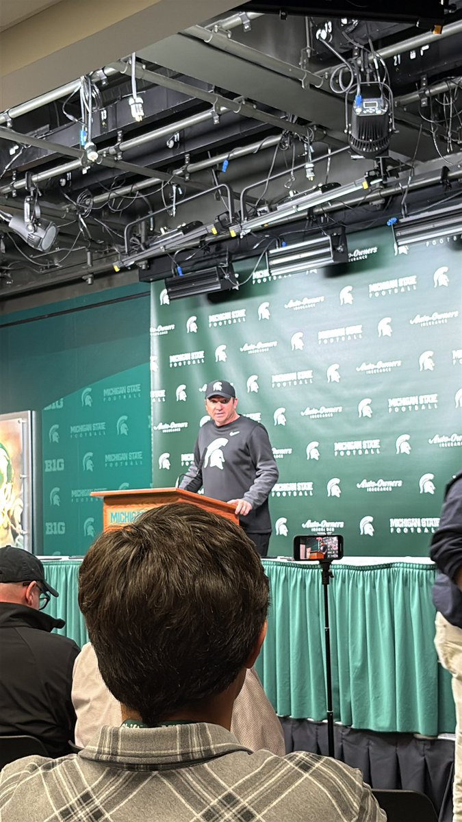 TheSpartanMag's tweet image. Jonathan Smith speaking to the media now..
“First of all, not good enough..”