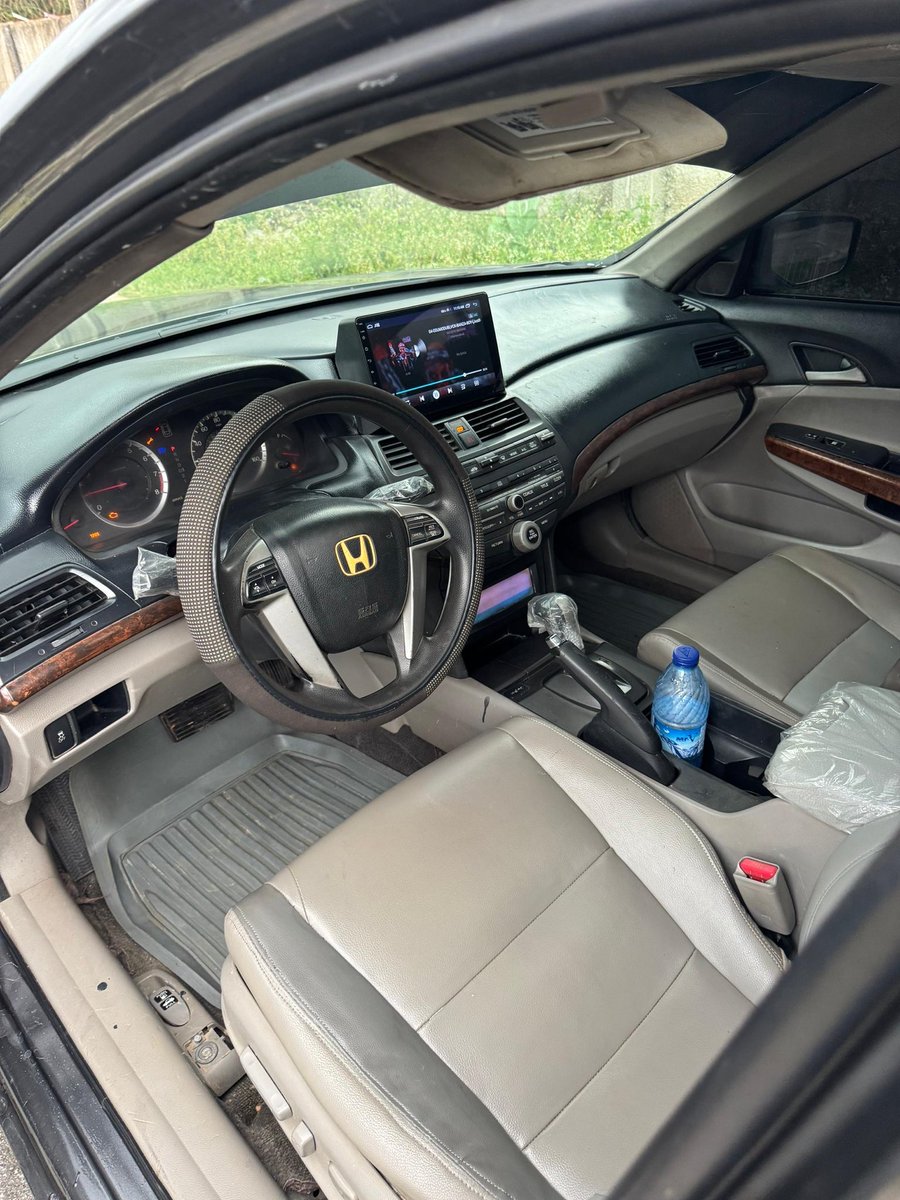 al3_aliyu's tweet image. 🚘 FOR SALE — Super Clean Deal!

🔥 Honda Accord 2011 Model
💰 Price: ₦6.7M Only
📍 Location: Kaduna
📞 Contact: 07066777567

Smooth engine, neat interior, and ready to drive! Serious buyers only.