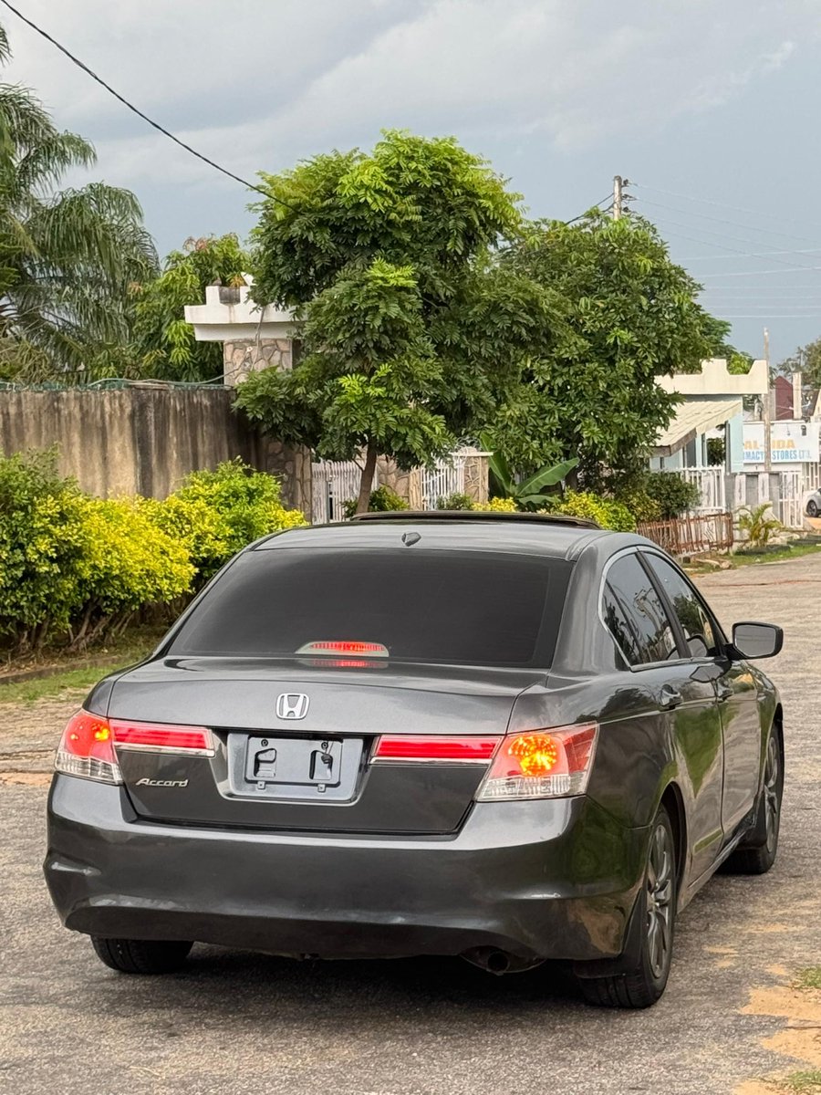 al3_aliyu's tweet image. 🚘 FOR SALE — Super Clean Deal!

🔥 Honda Accord 2011 Model
💰 Price: ₦6.7M Only
📍 Location: Kaduna
📞 Contact: 07066777567

Smooth engine, neat interior, and ready to drive! Serious buyers only.