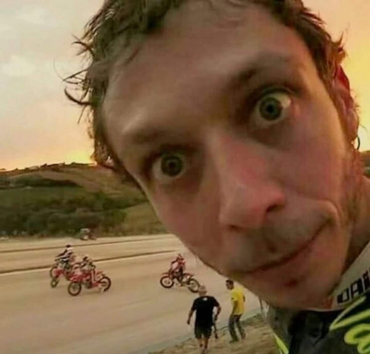 tofumango's tweet photo. why the fuck does rossi look like Dr house https://t.co/6Kams8YbQC