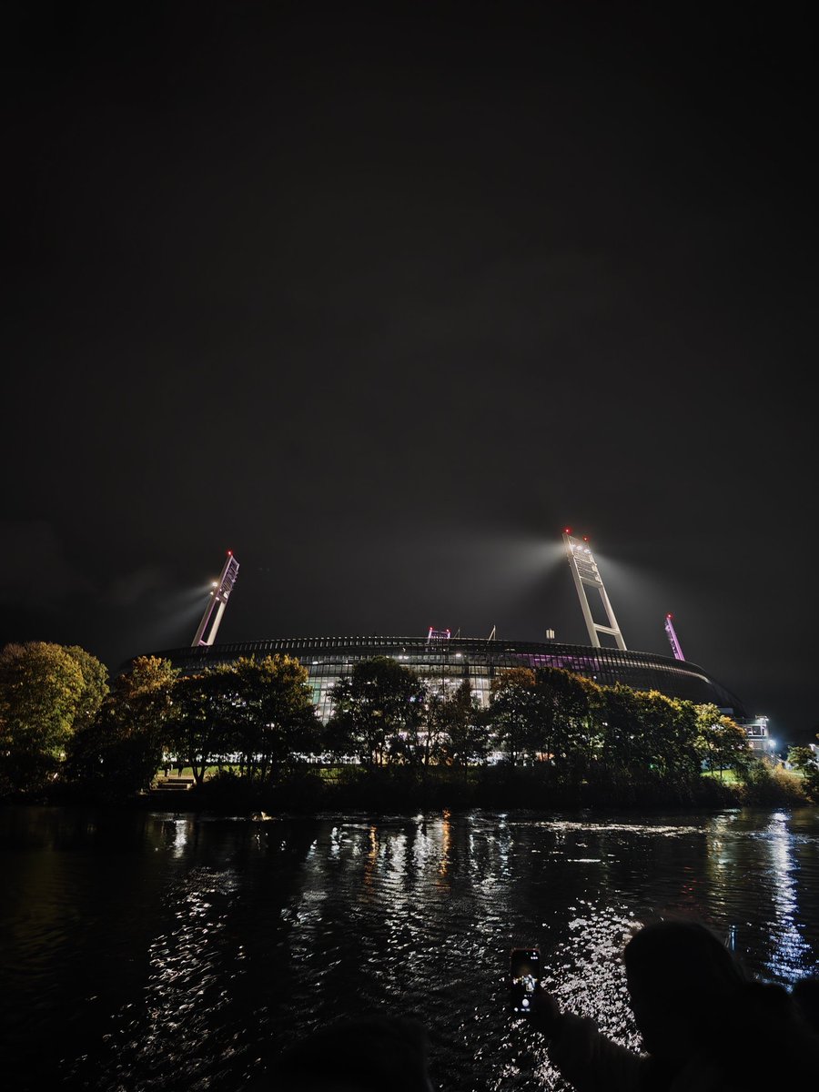 YvesSVW's tweet photo. Schönstes Stadion des Landes und es ist nicht mal knapp https://t.co/ZjspnaUiaL