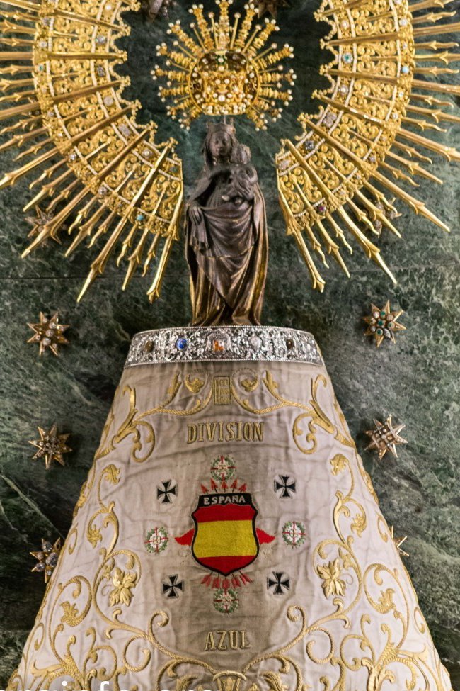 "Y mientras que exista esta piedra España será Cristiana"

VIVA LA VIRGEN DEL PILAR