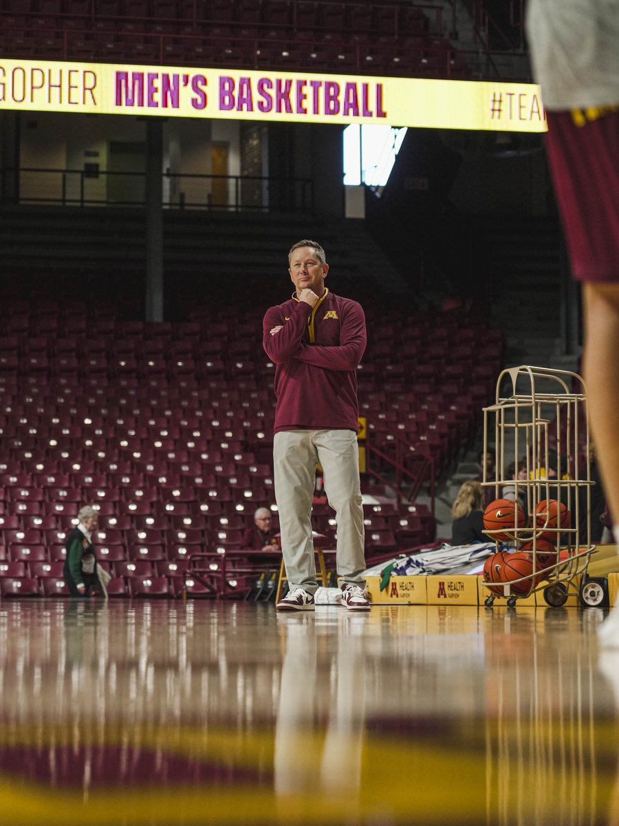 GopherMBB's tweet image. #Gophers Scrimmage is underway!