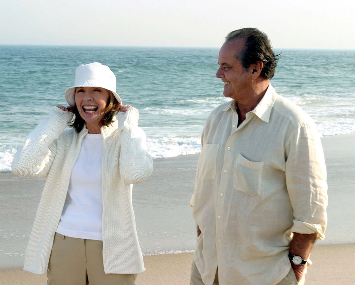 missjoynicole's tweet image. Two of my favorite Diane Keaton movies.
“Baby Boom” And “Something’s Gotta Give.” 

R.I.P 🙏🏼🌹 #Legend
