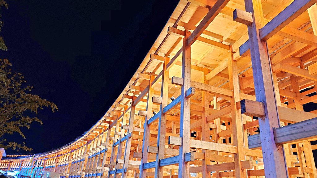 れいこ tweet media