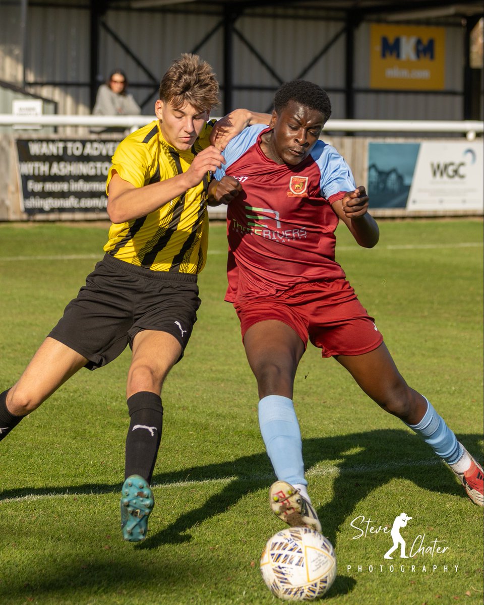 Steve_Chater's tweet image. Four frames from today’s @nfalliance1890 game between Morpeth FC and Percy Main AFC. 

Full gallery can be found on Facebook @ Steve Chater Sports Photography