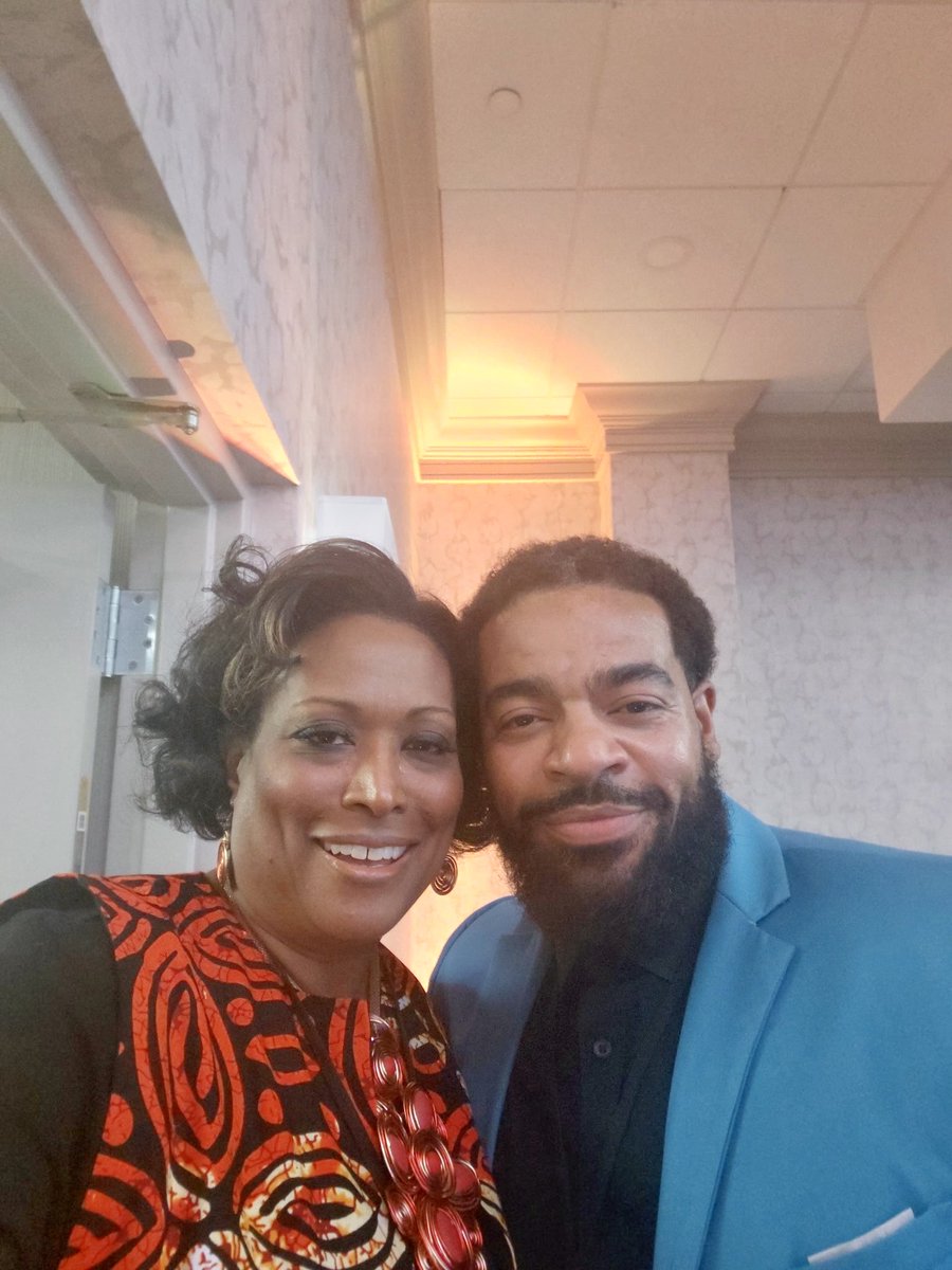 DavinClemons's tweet photo. @sisterreach Faith, Advocacy &amp; Religion Symposium panel discussion “Sacred Disruption: Revolutionary Leadership at the Intersection of Spirit and Justice” was amazing! Thank you for the invitation, @iamvhannah!
#IamUnleashed #SouthMemphis #SisterReach #BlackExcellence https://t.co/nXifvoIkAg