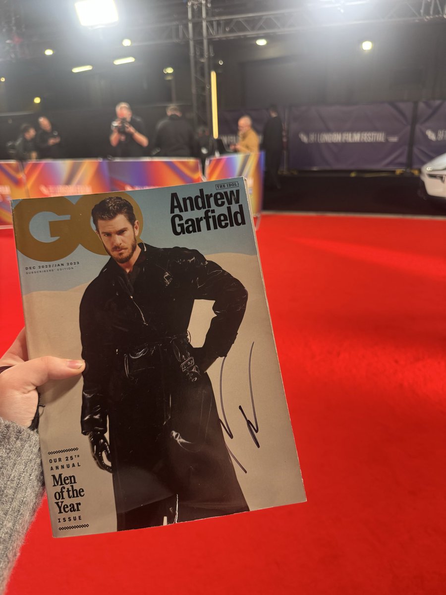 simpforbrad's tweet image. october 11th. the best day of my life. i love you andrew garfield. life is complete.