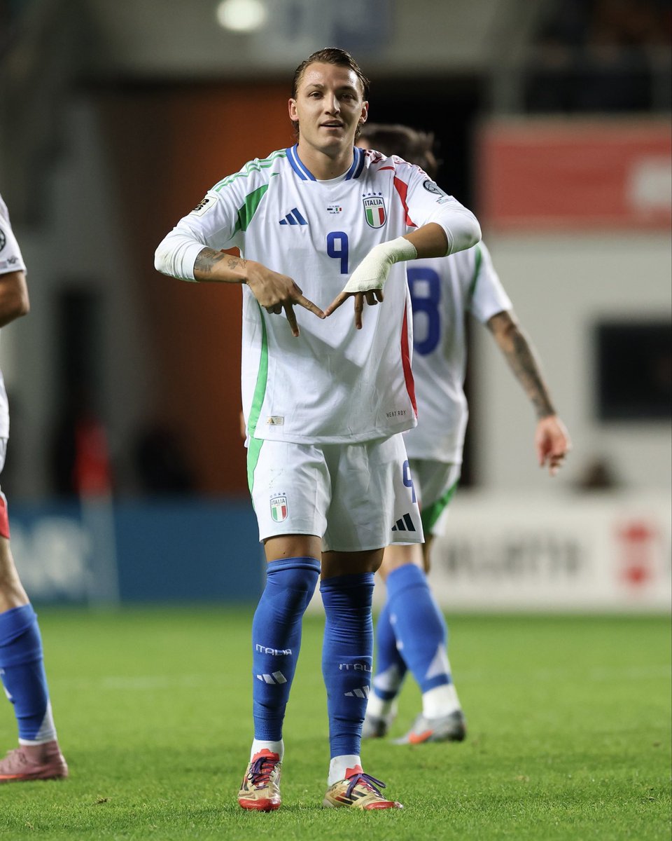 khalafalkwikby's tweet photo. الإيطالي ماتيو ريتيجي لاعب القادسية يسجل هدف ايطاليا الثاني في شباك إستونيا
#إستونيا_إيطاليا 🇮🇹
#تصفيات_كأس_العالم
#EuropeanQualifier https://t.co/DtK9zhdFEh