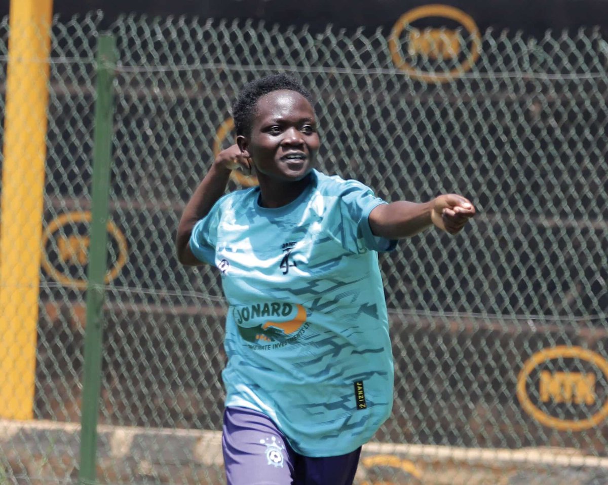 .<a href="/FcKampala/">KAMPALA QUEENS FC</a> Queens had to dig deep to overturn an early setback to edge <a href="/women_mak/">@Makerere University Ladies football team</a> 2–1 in a tense <a href="/FUFAWSL/">Finance Trust Bank FUFA Women Super League</a> clash on Saturday at the Phillip Omondi Stadium, Lugogo.

Read more 👇🏿
#GoLocal⚽
nnalubaalesports.com/fwsl-kampala-q…