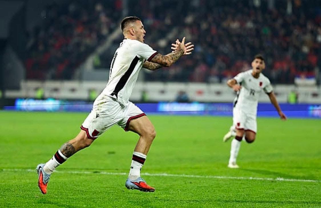 The best yellow card one could get.

BRAVO REY!

🇦🇱 👐