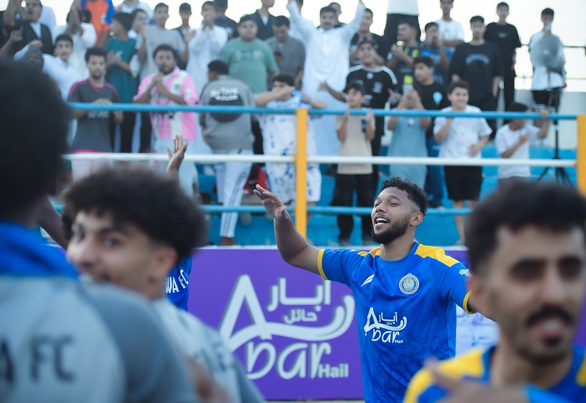 naif_33d's tweet photo. اللهم لك الحمد والشكر القادم أجمل 💙🙏 https://t.co/kG1ZjE12NF