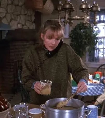 ZitoSalena's tweet image. Diane Keaton in Baby Boom
Daughter &amp;amp; I loved it altho not sure why-maybe her accidental entrepreneurship or the love story with Sam Sheppard or how she realized you can&apos;t have it all but you could come close.
I know she did 100 other better movies but that one was ours. 
Godspeed
