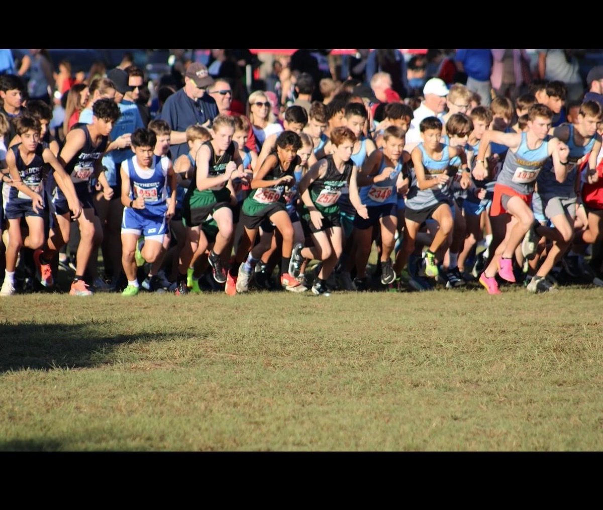 CoachKidd321's tweet photo. Proud mom moment ❤️
First 2 mile of the season, and he got 13th out of 191 middle school boys! https://t.co/R7s5lsSCgg