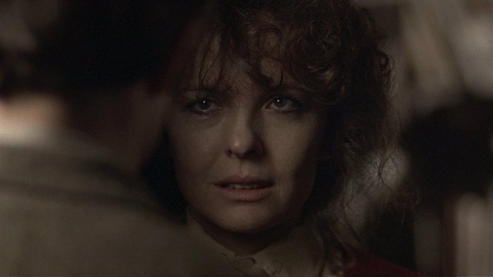tonytost's tweet image. You can&apos;t go wrong with any Diane Keaton performance, but I think my favorite will always be REDS. It doesn&apos;t feel like a performance at all, but rather an actual extraordinary life miraculously unfolding before us in real time. Unreal actress.