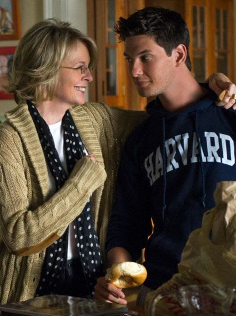 Descanse em paz Diane Keaton, uma grande atriz que nos deixou no dia de hoje.
Ela interpretou a mãe adotiva do Ben em "The Big Wedding"