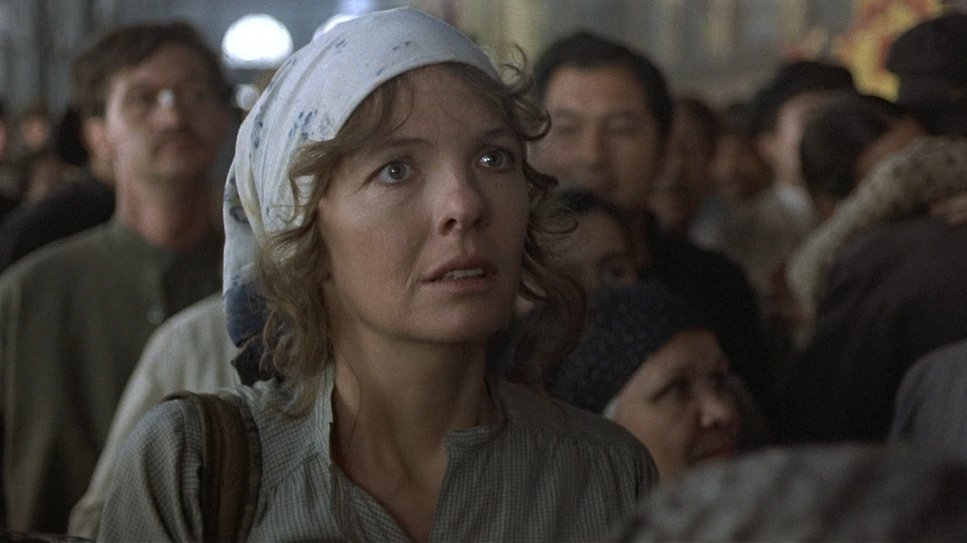 tonytost's tweet image. You can&apos;t go wrong with any Diane Keaton performance, but I think my favorite will always be REDS. It doesn&apos;t feel like a performance at all, but rather an actual extraordinary life miraculously unfolding before us in real time. Unreal actress.