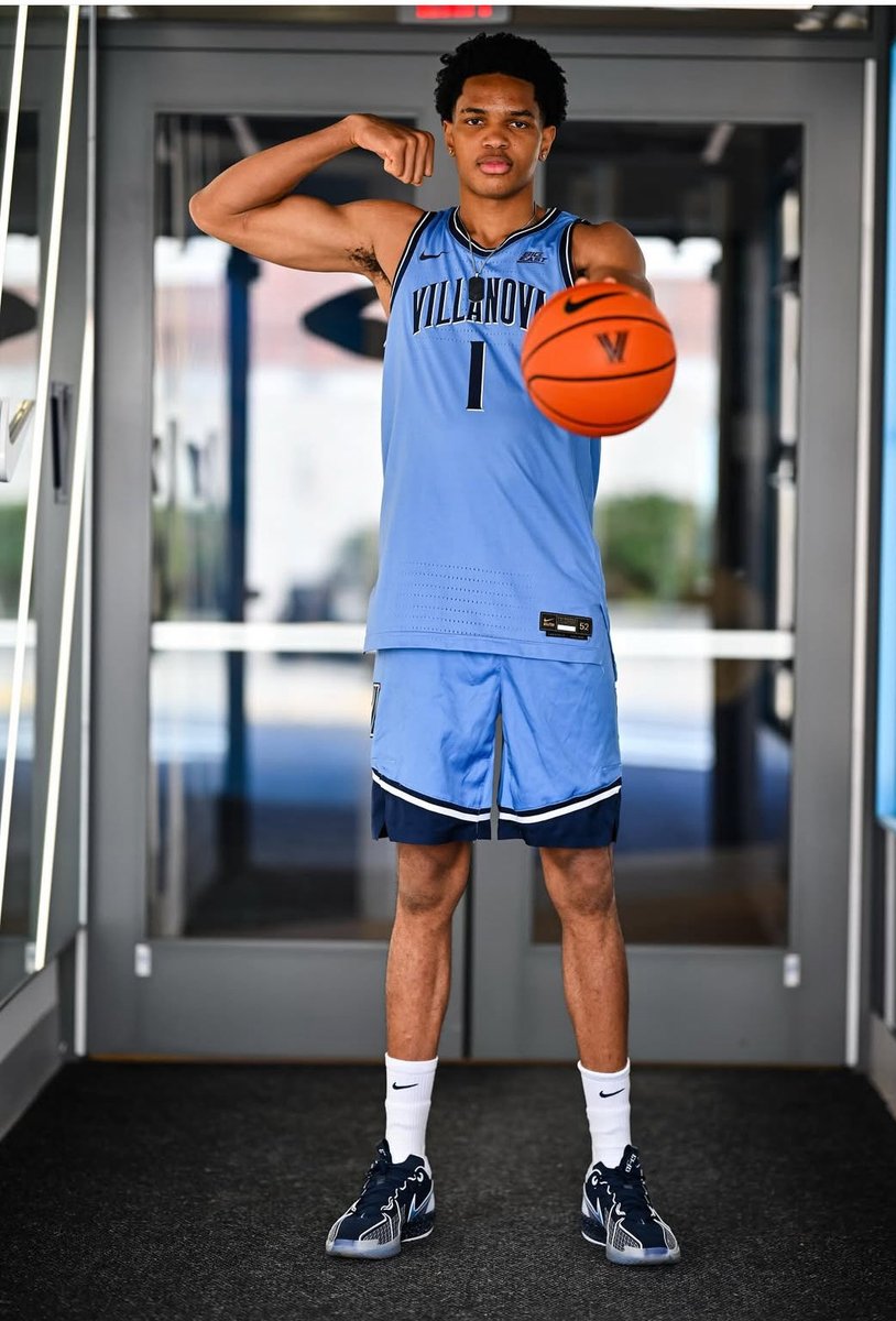 2026 4 ⭐️ Favour Ibe (<a href="/favouribe__/">Favour ibe</a> ) on his visit to Villanova.

Ibe is a 7’1 Center ranked as the No. 139 overall player in the 2026 class and #21 ranked center.

He attends Mt. Zion prep in Maryland, the same high school as Chris Jeffery.

He holds offers from: Alabama,