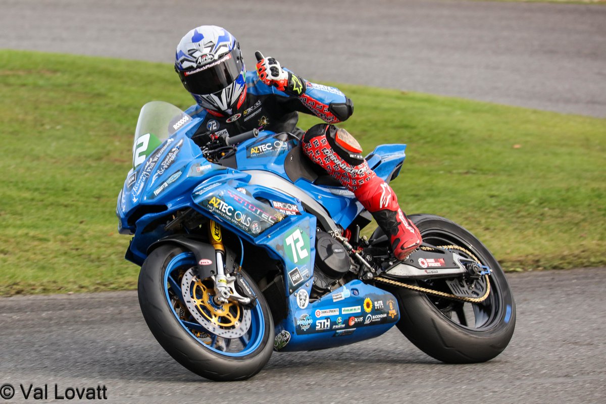 VLPhotography_'s tweet photo. Today at #DarleyMoor #ThumbsUp https://t.co/QEDeYoNi7D