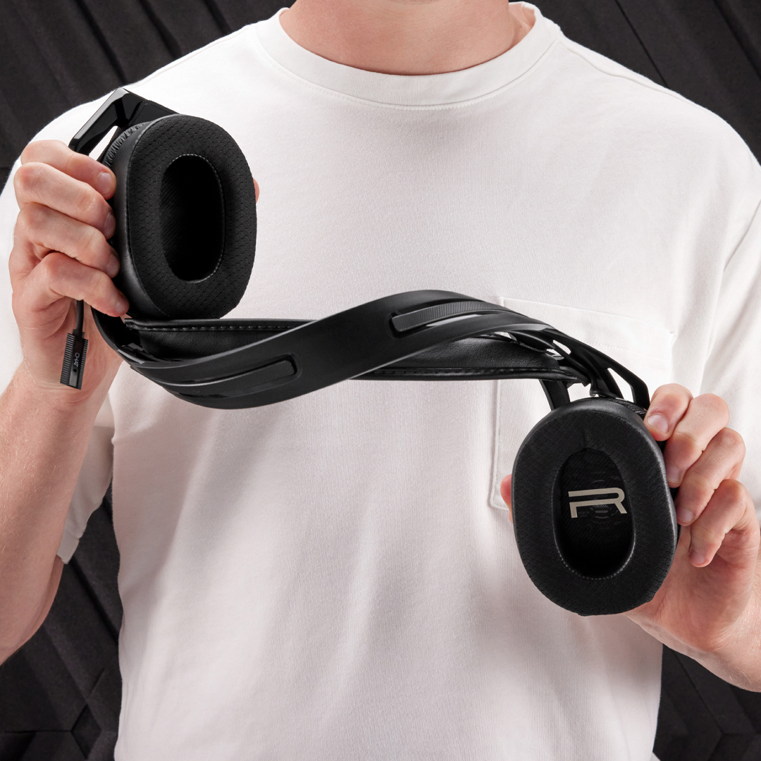 RIGGaming's tweet photo. Get you a headset that can do both #800PRO https://t.co/ubEDqvBf9r