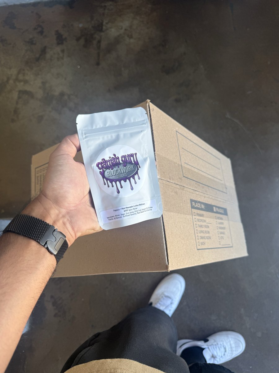 TVNFamily_'s tweet image. Much love to my @Cozy__Cubes family. It’s been non stop since we started to work together and the only other thing non stop has been the quality. Shoutout to mama cozy and my fellow Nicaraguan comrade FRANK 🇳🇮 YOUR HARD WORK AND PASSION IS NOTICED EVERY SINGLE CUBE 💯…