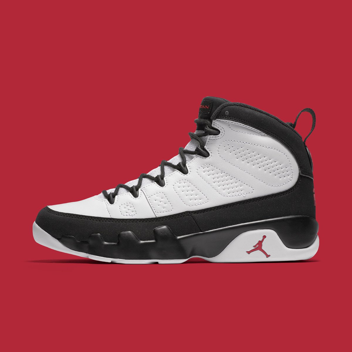 houseofheat's tweet photo. Air Jordan 9 "Space Jam" Returns Fall 2026 😳

Details: https://t.co/W8VvjLETyT

h/t @zSneakerHeadz @sneakerfiles https://t.co/vhypYxeRw2