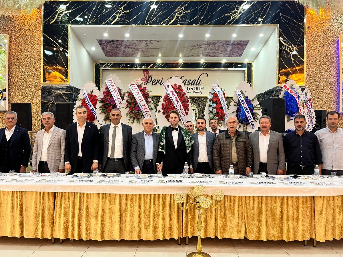 Milletvekilimiz Sn. <a href="/mervangul56/">Mervan Gül</a> ,
İl Gençlik Kolları Başkanımız Sn. <a href="/mrtgul34/">Murat Gül</a> ,
Merkez İlçe Başkanımız Sn. <a href="/hikmetekin56/">Hikmet Ekin</a> ve teşkilat mensuplarımız ile birlikte

📍 Tetik ailelerinin düğün merasimine katılım sağladık.

Çiftimize ömür boyu huzur, sevgi ve mutluluk diliyoruz.