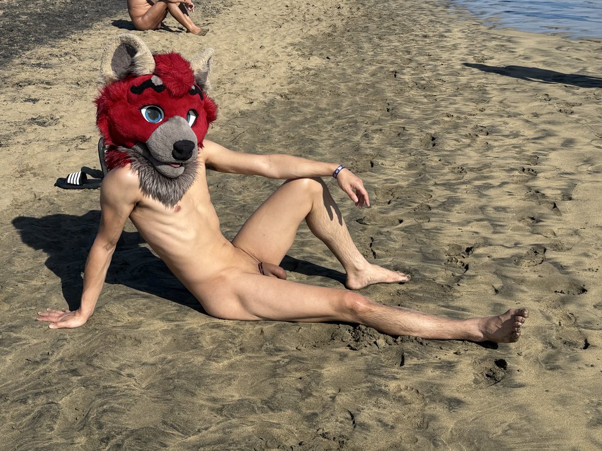 What are you waiting for? 
Come take a dip in the sea with me!

#Maspalomas