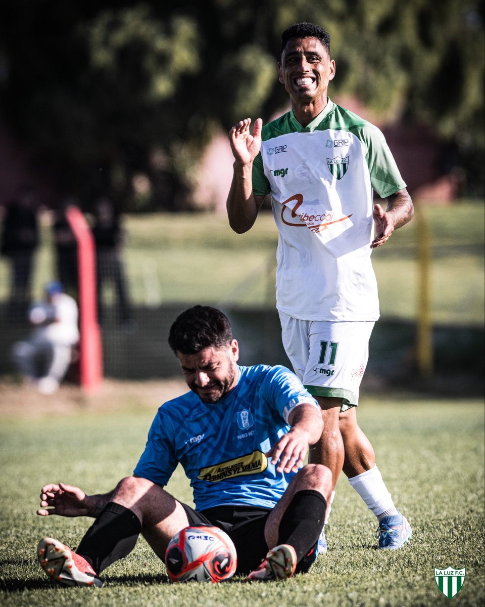 Intentándolo. 

#VamosMerengues🟢⚪️