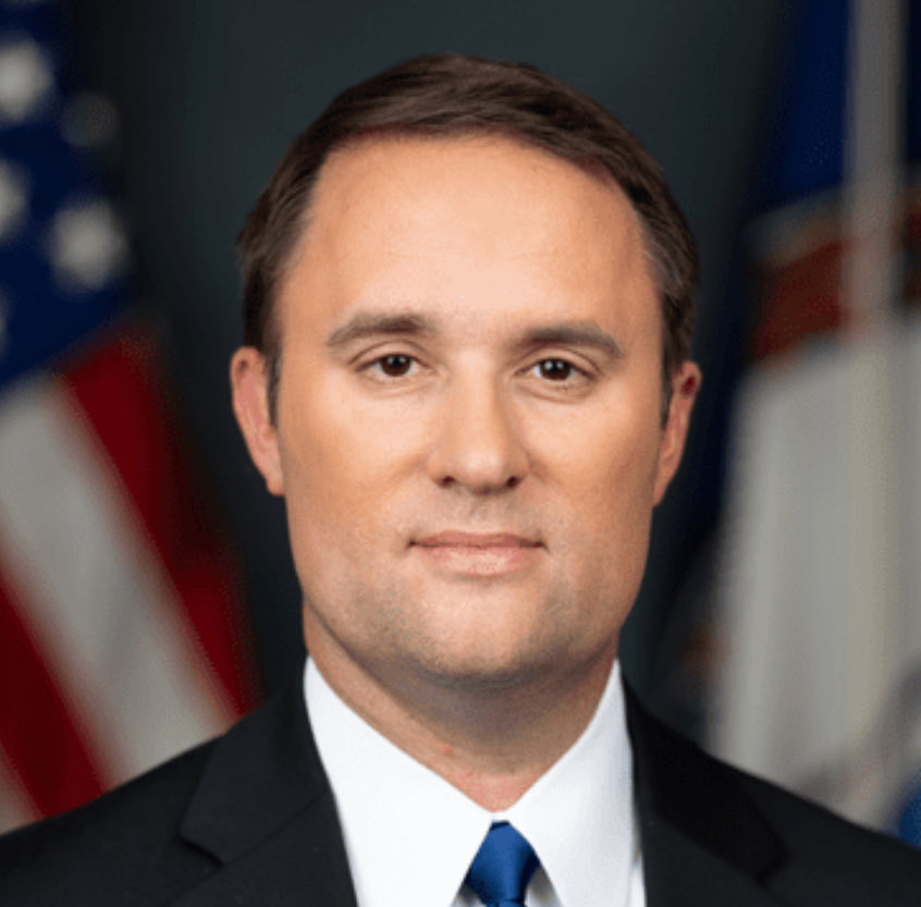 OpenSourceZone's tweet image. 2025 Virginia Attorney General Race Poll

🔴 Jason Miyares: 49% (+4)
🔵 Jay Jones: 43% (-6)

(Compared to previous Poll)

Trafalgar | October 8-10 2025